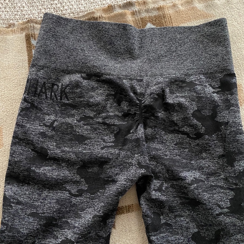 Gym Shark Camo Leggings